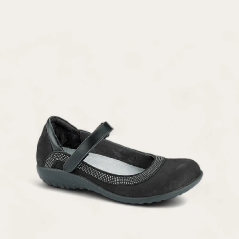 Naot KORU COLLECTION
Tahi